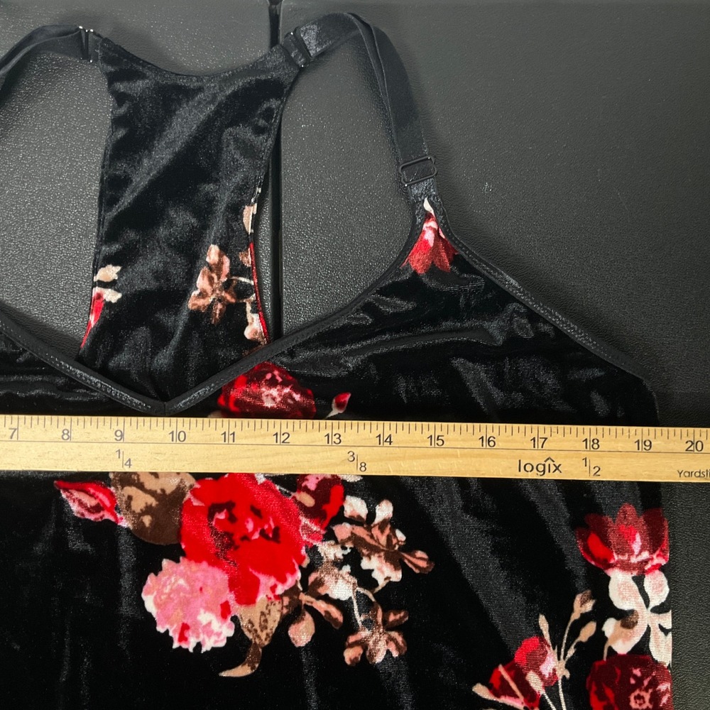Apt. 9 Nightgown Women XXL Black Red Floral Velvet Chemise Racerback Sleeveless - Picture 5 of 9
